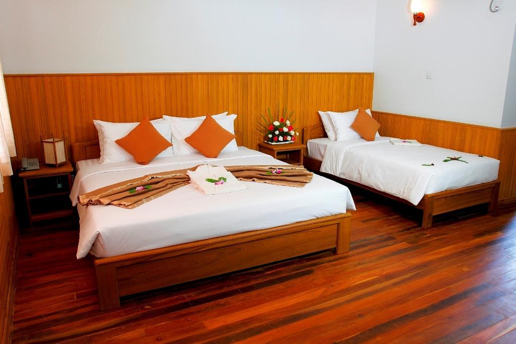Inle Lotus Hotel Nyaung Shwe Room photo