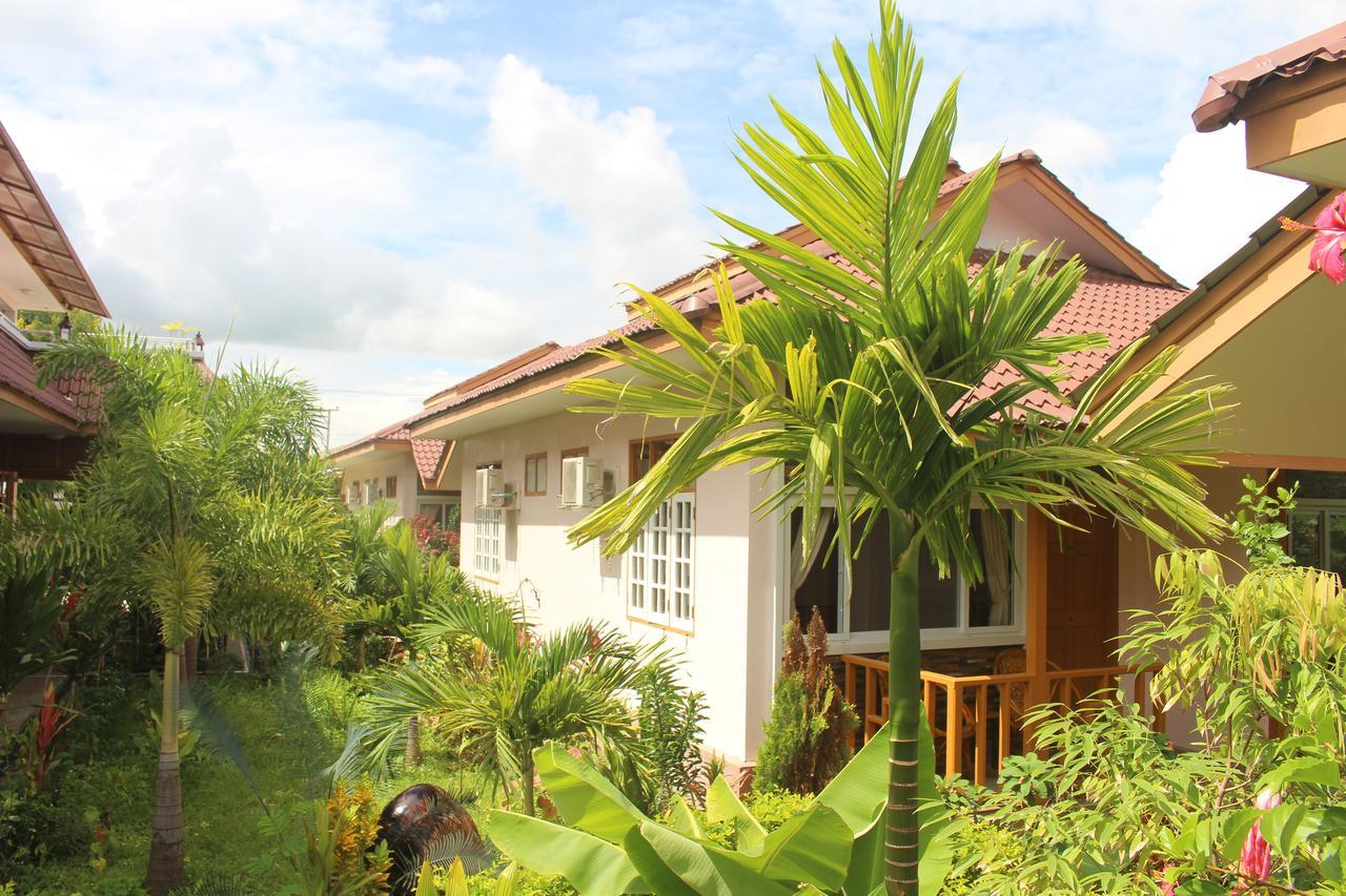 Inle Lotus Hotel Nyaung Shwe Exterior photo